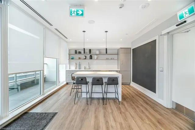 Additional image 44 of 212 King William St Unit 604