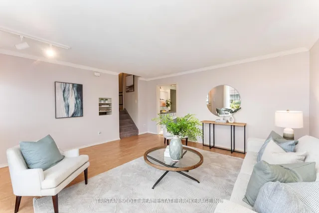 Additional image 5 of 79 Glen Castle Dr