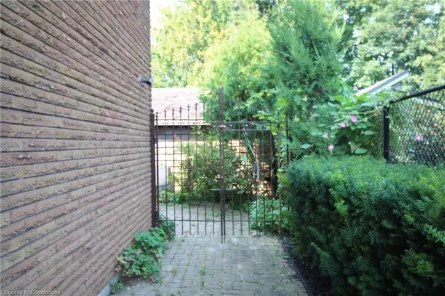 Additional image 36 of 24 Leadale Pl