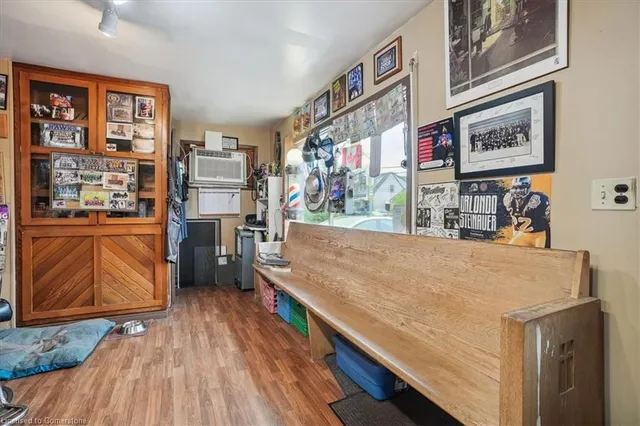 Additional image 6 of 142 Emerson St