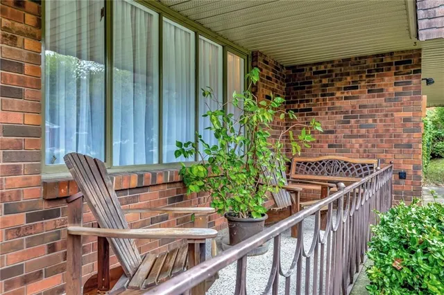 Additional image 4 of 65 MAPLE Dr