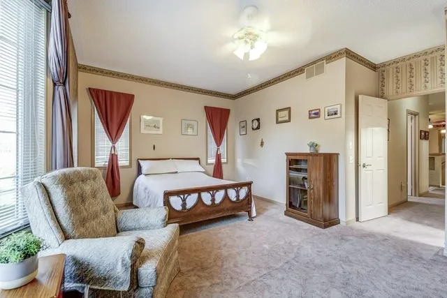 Additional image 19 of 192 SILVERBIRCH Blvd