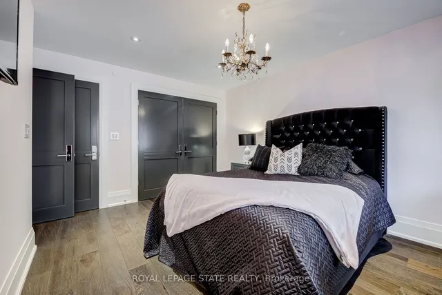 Additional image 19 of 397 King St Unit 215