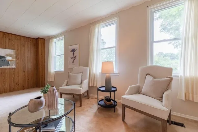 Additional image 11 of 34 BALDWIN St