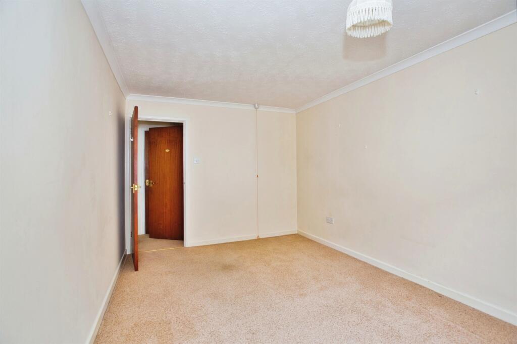 Additional image 14 of The Avenue, Yeovil