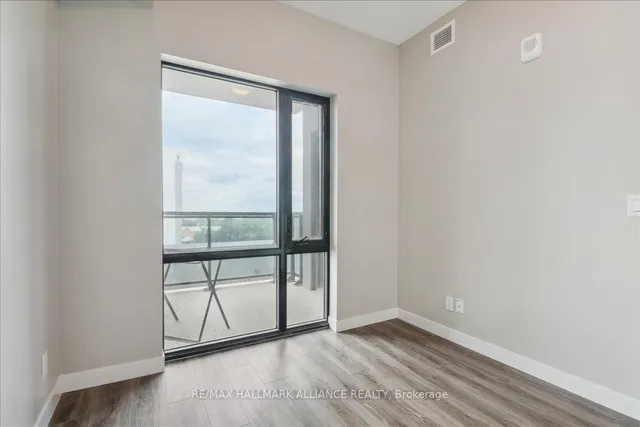 Additional image 21 of 15 Queen St Unit 509