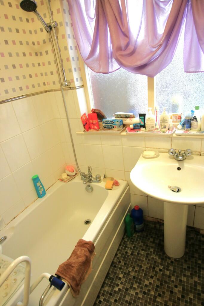 Additional image 12 of St Lawrence Avenue, Lammack, Blackburn