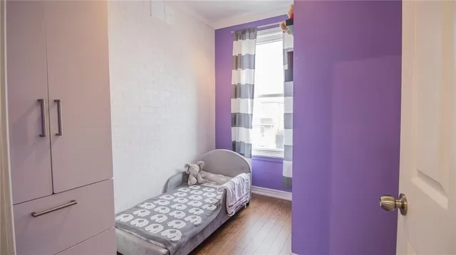 Additional image 23 of 195 KENSINGTON Ave