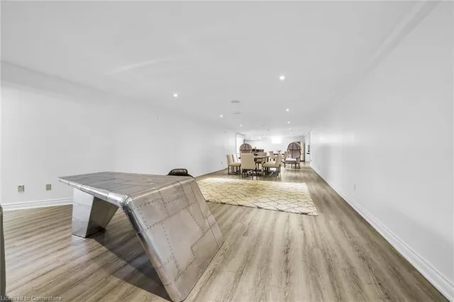 Additional image 37 of 94 Seabreeze Cres