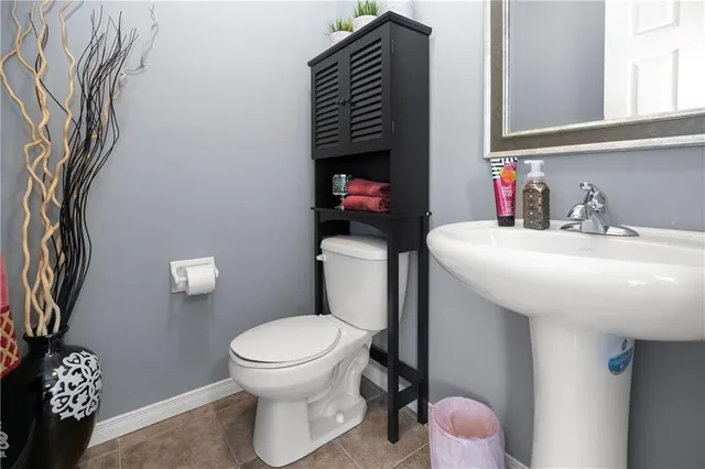 Additional image 8 of 1328 UPPER SHERMAN Ave Unit 6