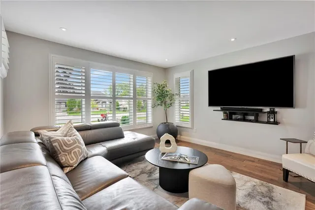 Additional image 8 of 240 PARKSIDE Dr