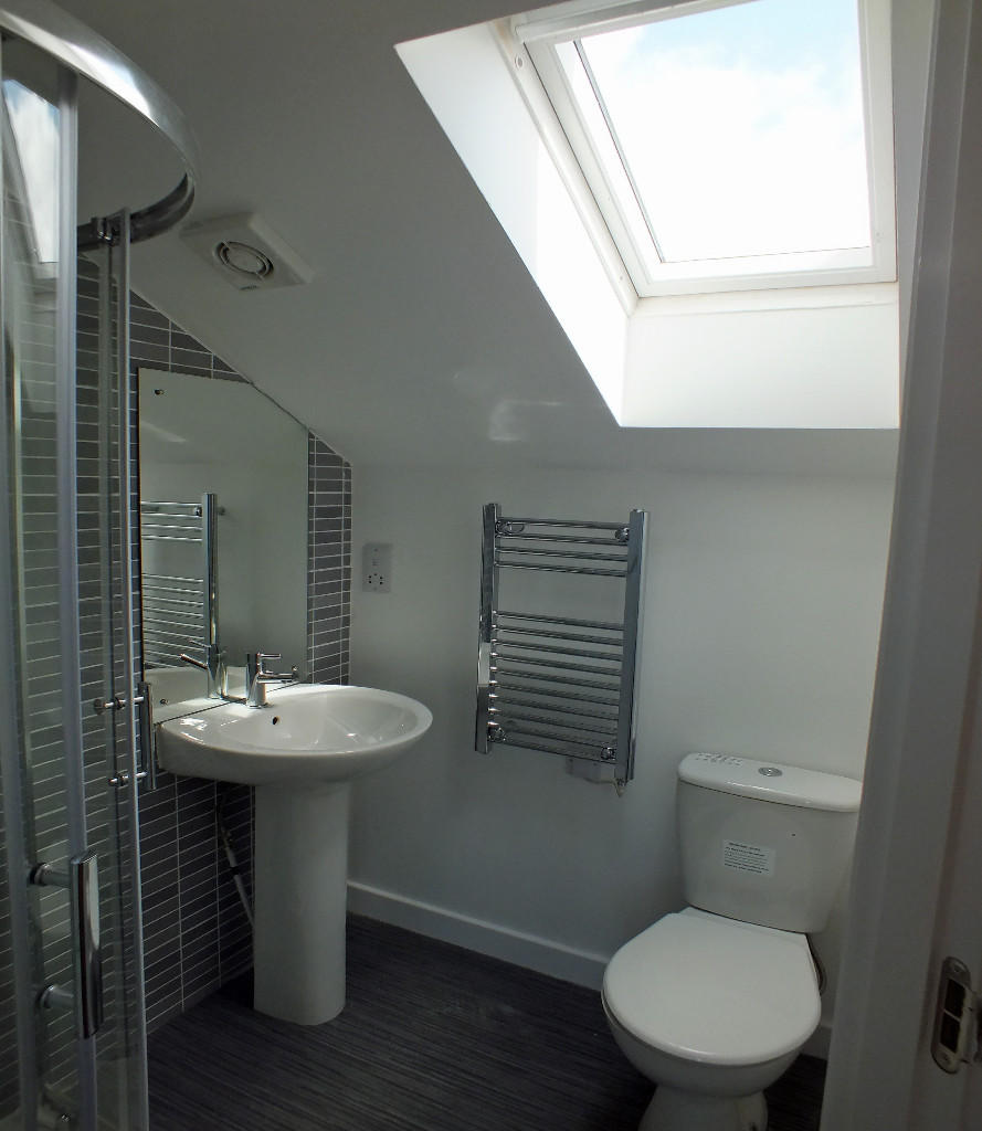 Additional image 4 of Deluxe ensuite student room, in a 2 bed duplex flat, Harborne, Birmingham