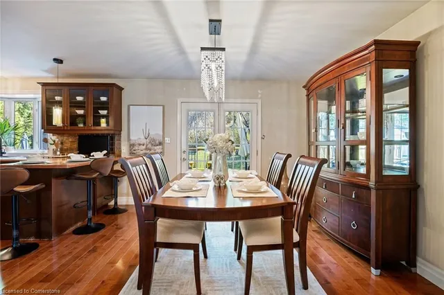 Additional image 16 of 12 Portal Crt