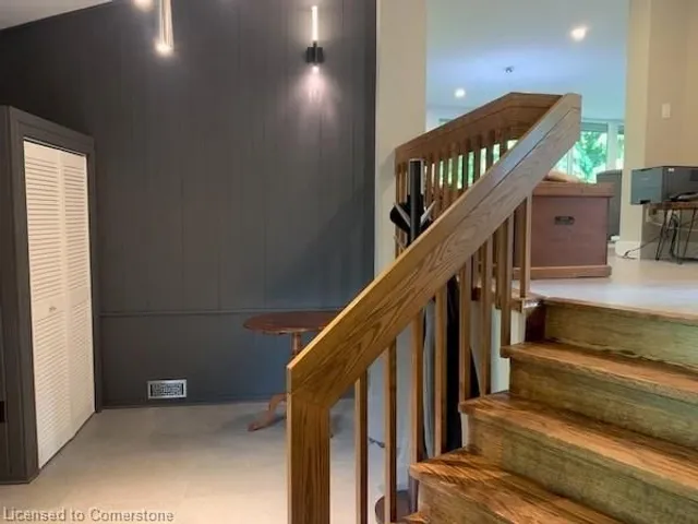 Additional image 7 of 38 Oak Ave