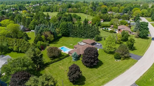 Additional image 39 of 5 ELLEN St