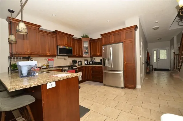 Additional image 7 of 205 TANGLEWOOD Dr