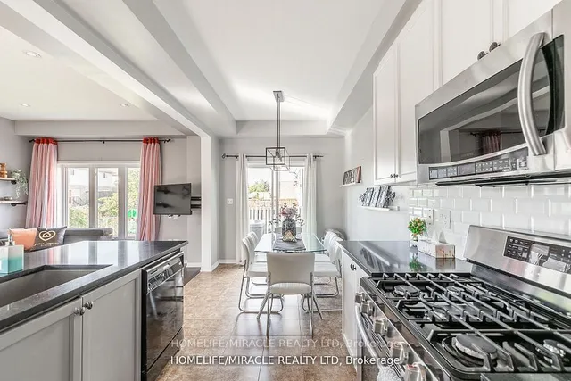 Additional image 13 of 51 Palacebeach Tr