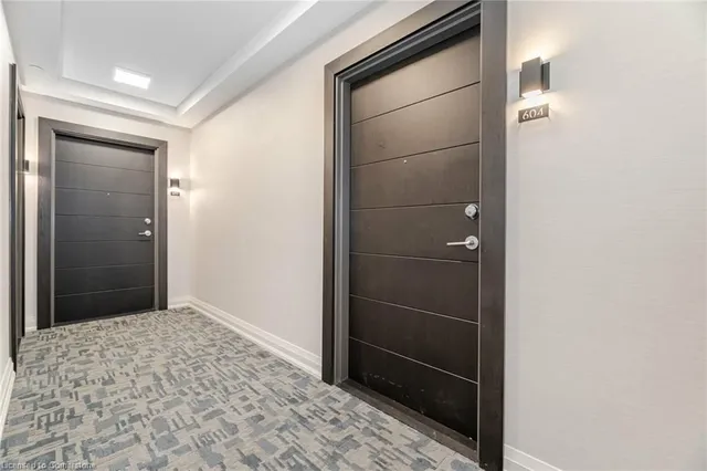 Additional image 7 of 212 King William St Unit 604