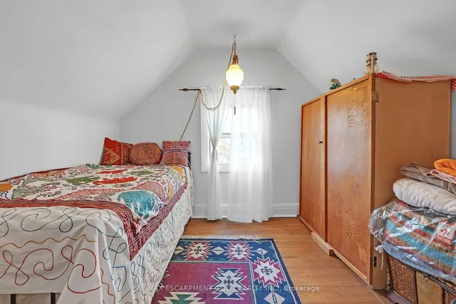 Additional image 16 of 560 Aberdeen Ave