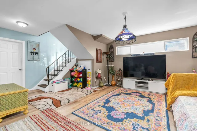 Additional image 11 of 2130 Highway 6