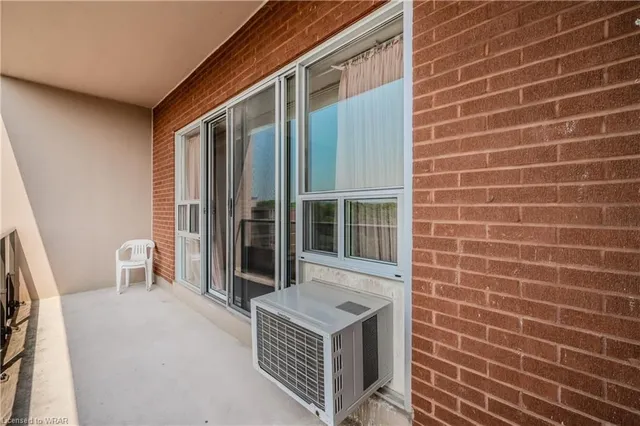 Additional image 19 of 1966 Main St Unit 1507