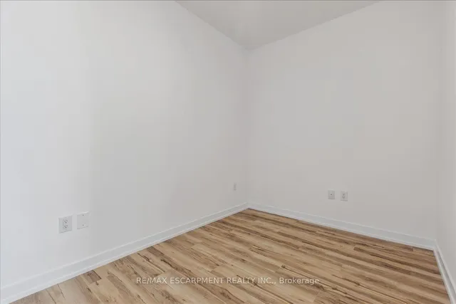 Additional image 19 of 450 Dundas St Unit 1001