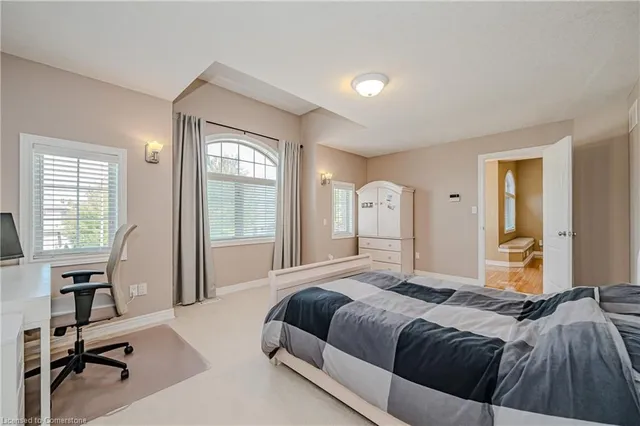 Additional image 23 of 76 Moorland Cres