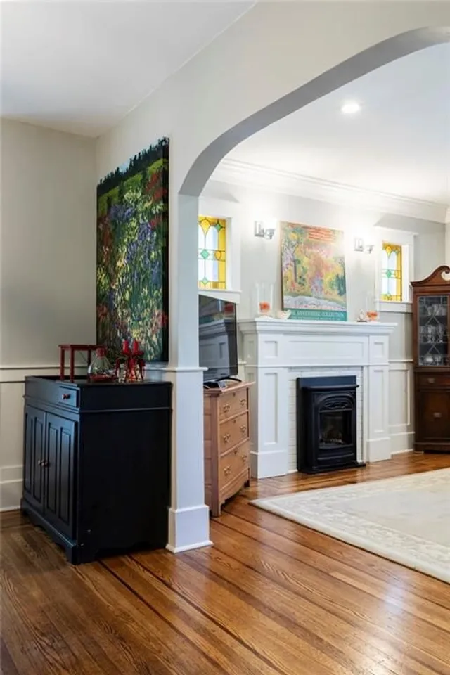 Additional image 10 of 952 MONTCLAIR Ave