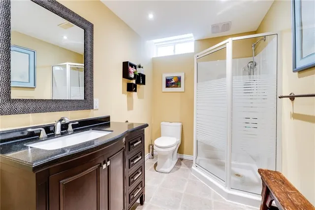 Additional image 44 of 72 SIDNEY Cres