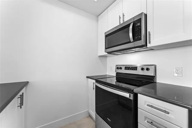 Additional image 14 of 460 Dundas St Unit 803