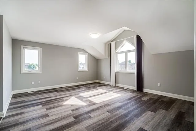 Additional image 43 of 219 KLEIN Cir