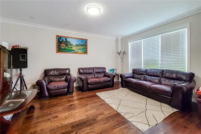 Additional image 22 of 35 KEYSTONE Cres