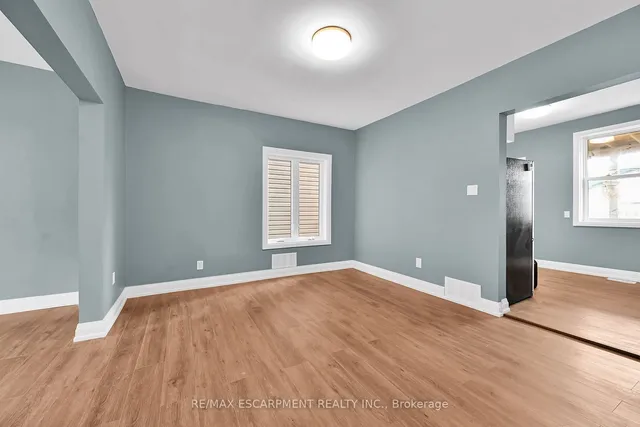 Additional image 11 of 33 Shaw St