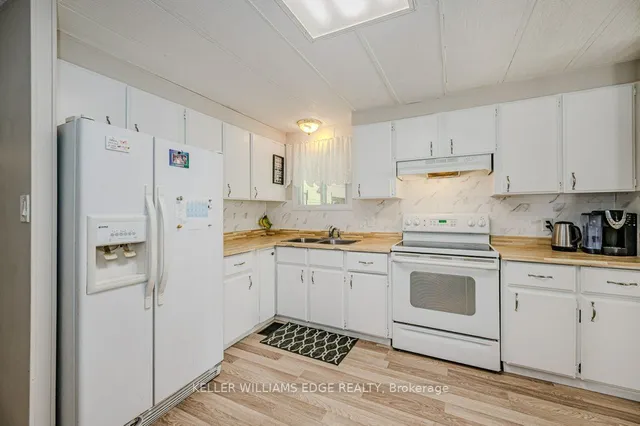 Additional image 13 of 148 Maple Cres