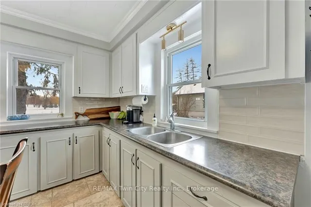 Additional image 11 of 25 Barnabus St