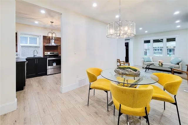 Additional image 11 of 49 CARRICK Ave