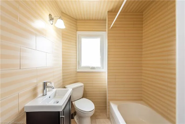 Additional image 37 of 49 Cameron Ave