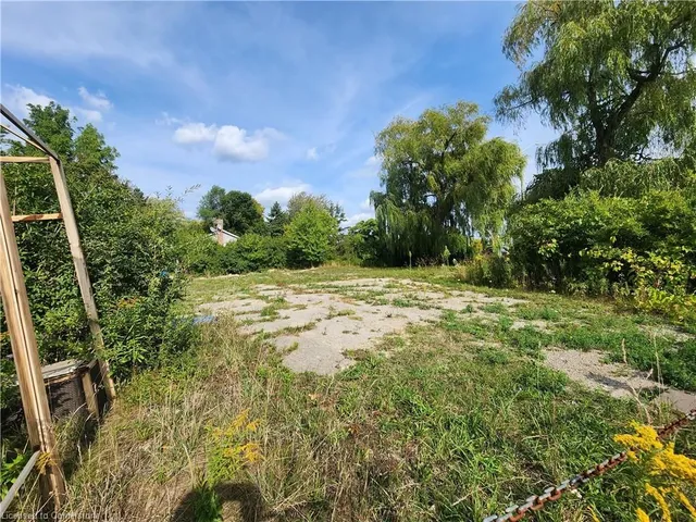 Additional image 9 of 559 Dundas St