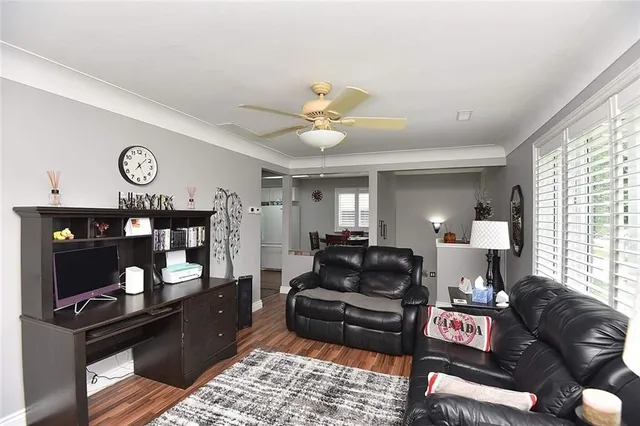 Additional image 7 of 1066 FENNELL Ave