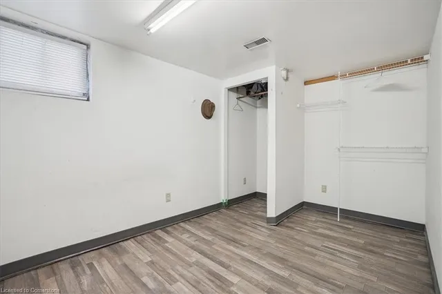 Additional image 28 of 142 Emerson St