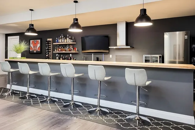 Additional image 28 of 806 Alexander Rd