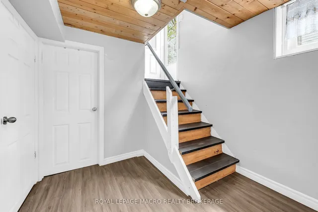 Additional image 18 of 142 Normanhurst Ave