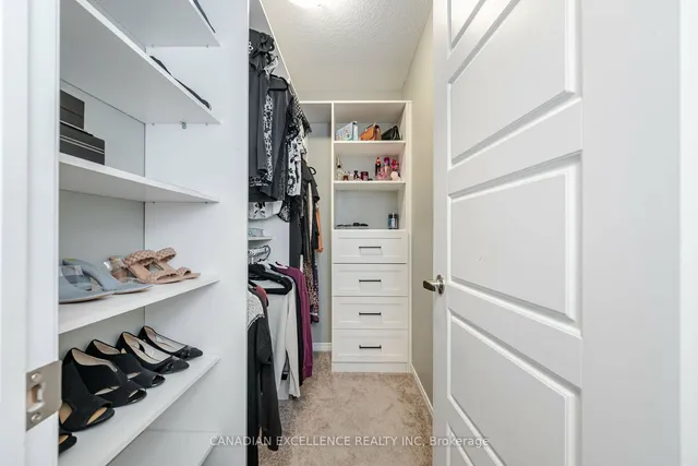 Additional image 38 of 126 Cactus Cres