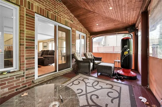 Additional image 17 of 78 Valleyview Dr