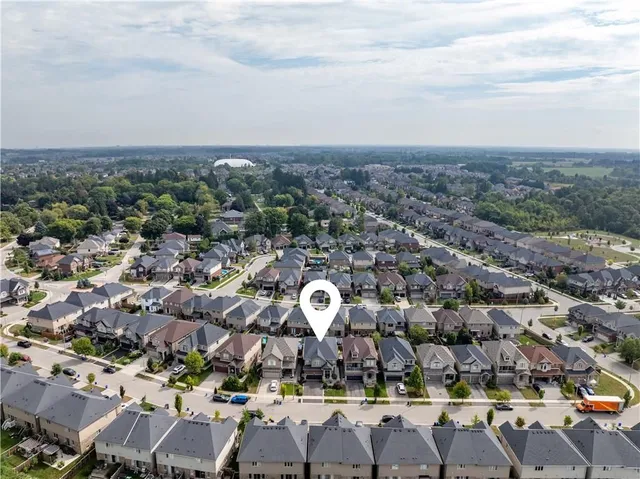 Additional image 48 of 66 SEXTON Cres