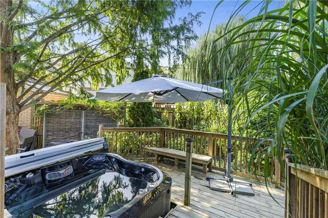 Additional image 45 of 74 HYDE PARK Ave