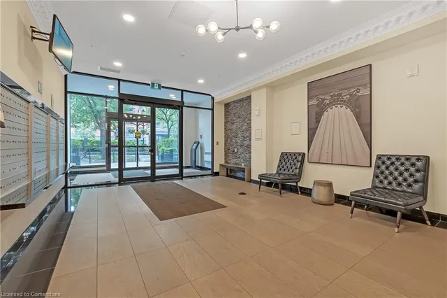 Additional image 26 of 112 King St Unit 1006