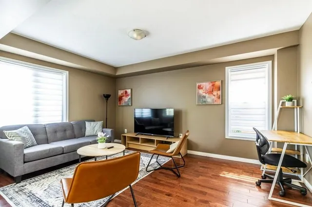 Additional image 9 of 16 NEWPORT Cres