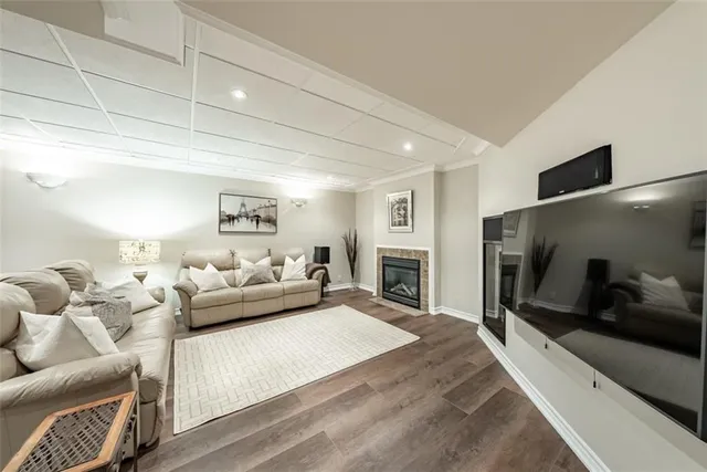 Additional image 36 of 16 BENVENUTO Cres