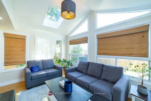 Additional image 10 of 10 Warren Ave